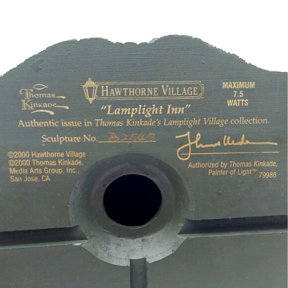 SOLD Thomas Kinkade Hawthorne Village Lamplight Inn Sculpture #79986 Christmas - Picture 8 of 10